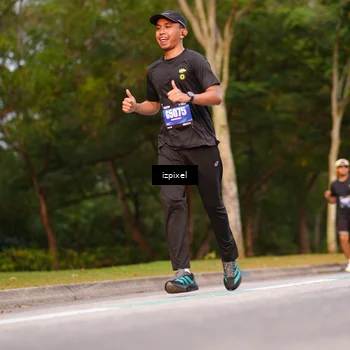 Runner Photo 5443596
