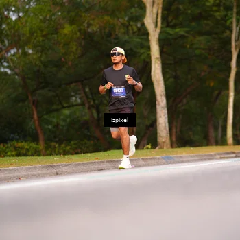 Runner Photo 5443600