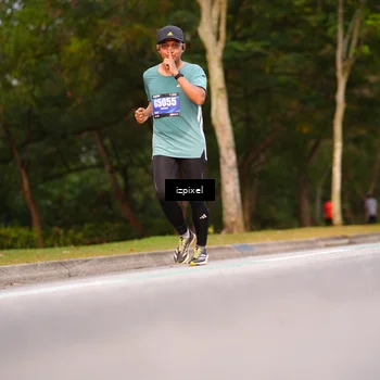Runner Photo 5443631
