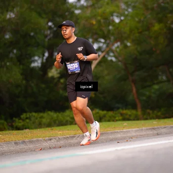 Runner Photo 5443668