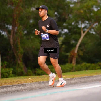 Runner Photo 5443680