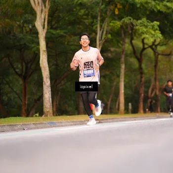Runner Photo 5443729