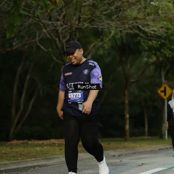 Runner Photo 5443752