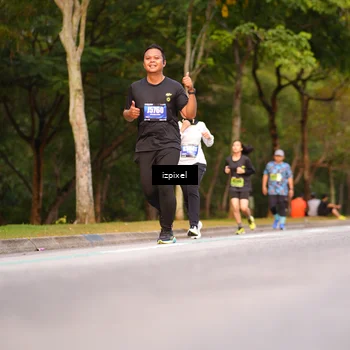 Runner Photo 5444056