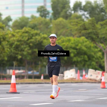 Runner Photo 5444088