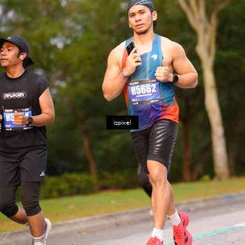 Runner Photo 5444246