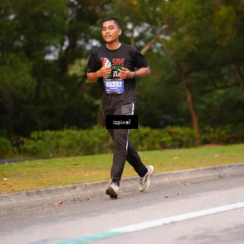 Runner Photo 5444259