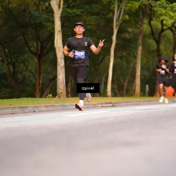 Runner Photo 5444345