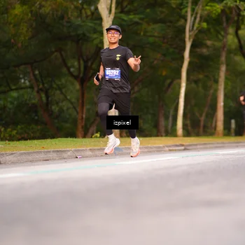 Runner Photo 5444349