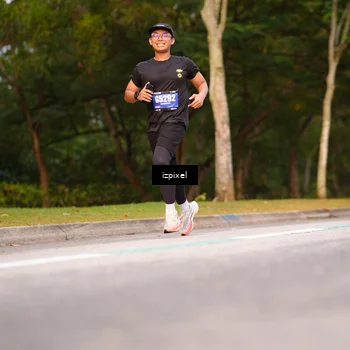 Runner Photo 5444359