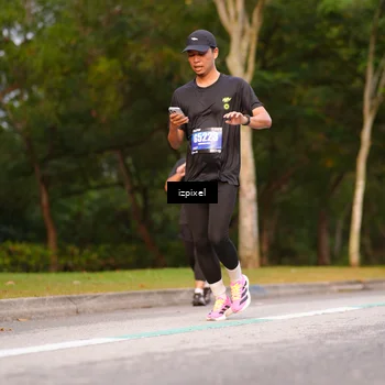 Runner Photo 5444506