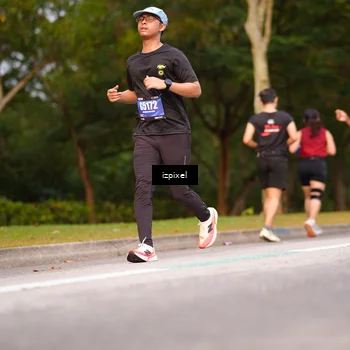 Runner Photo 5444662