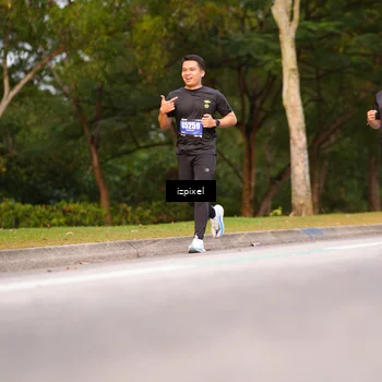 Runner Photo 5445035
