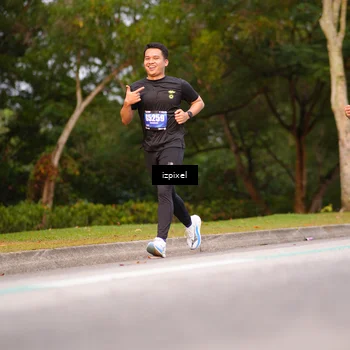 Runner Photo 5445042
