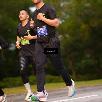 Runner Photo 5445317