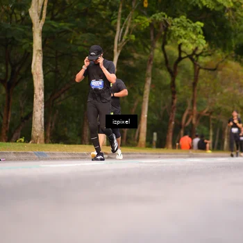 Runner Photo 5445500
