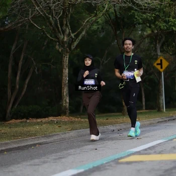 Runner Photo 5446423