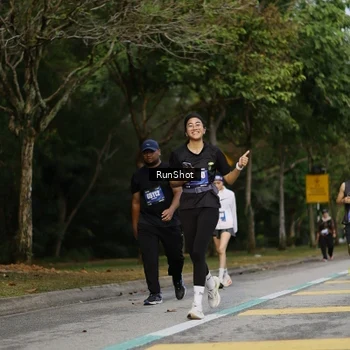 Runner Photo 5446577
