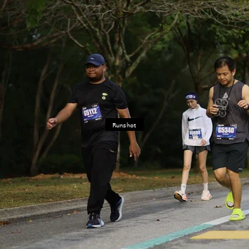 Runner Photo 5446692