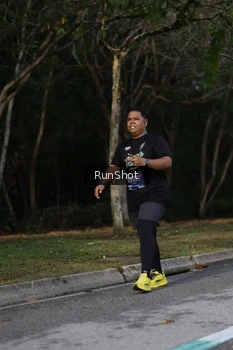 Runner Photo 5446923