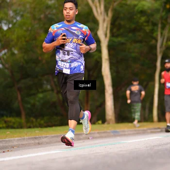 Runner Photo 5447689