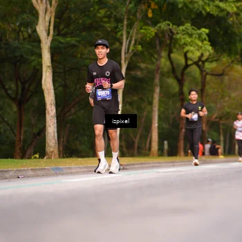 Runner Photo 5447798