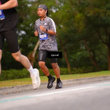 Runner Photo 5447830