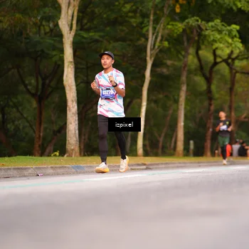 Runner Photo 5447876