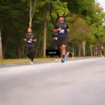 Runner Photo 5448039