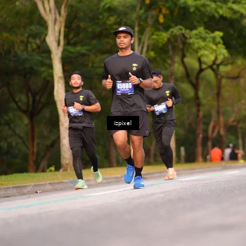 Runner Photo 5448055