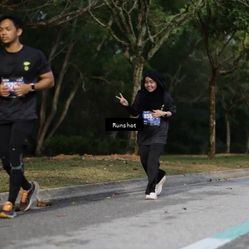 Runner Photo 5448119