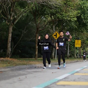 Runner Photo 5448202