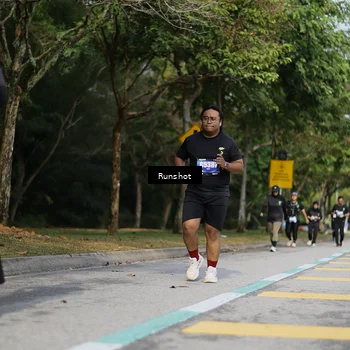 Runner Photo 5448375
