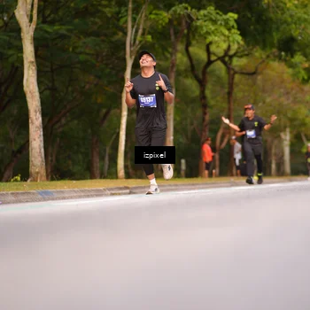 Runner Photo 5448624