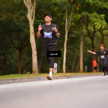 Runner Photo 5448657