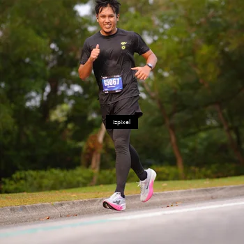 Runner Photo 5448741