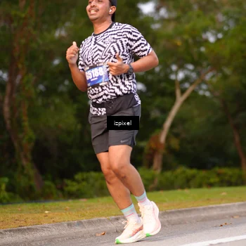 Runner Photo 5449457