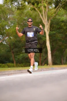 Runner Photo 5450024