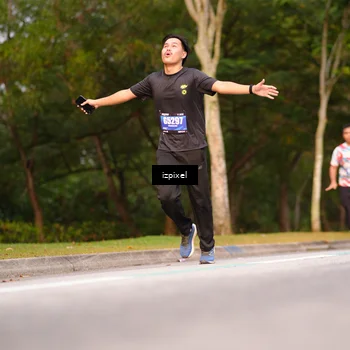 Runner Photo 5450206