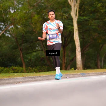 Runner Photo 5450239