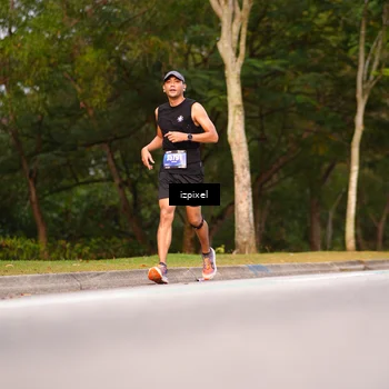 Runner Photo 5450266