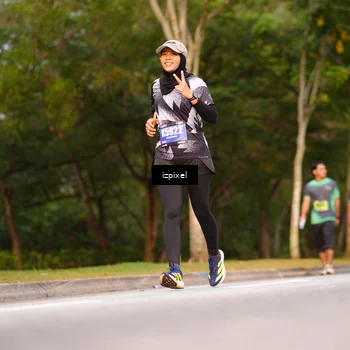 Runner Photo 5450322