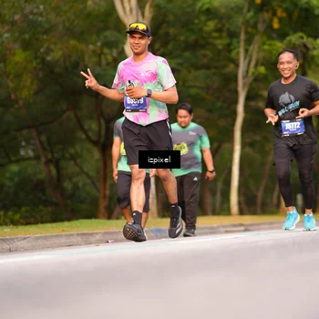 Runner Photo 5450363