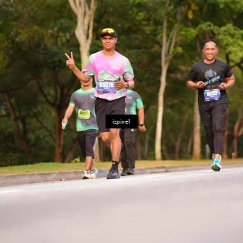 Runner Photo 5450366