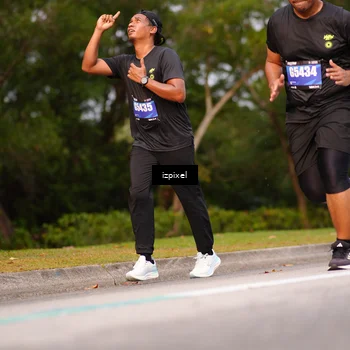 Runner Photo 5450599