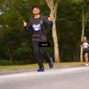 Runner Photo 5450723