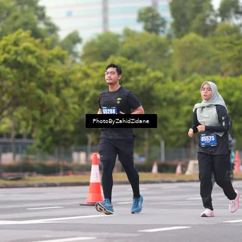 Runner Photo 5451115