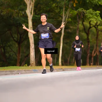 Runner Photo 5451153
