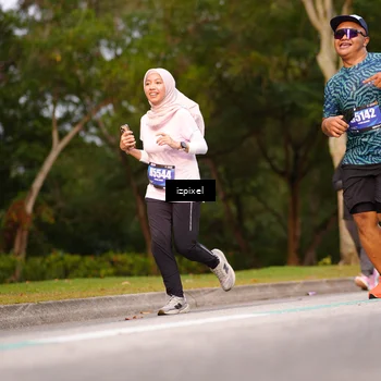 Runner Photo 5451347