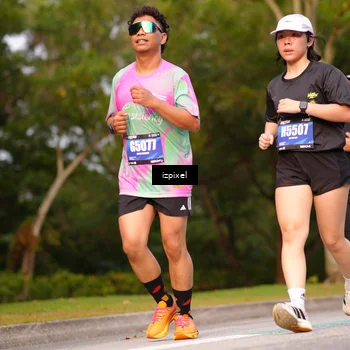 Runner Photo 5451724